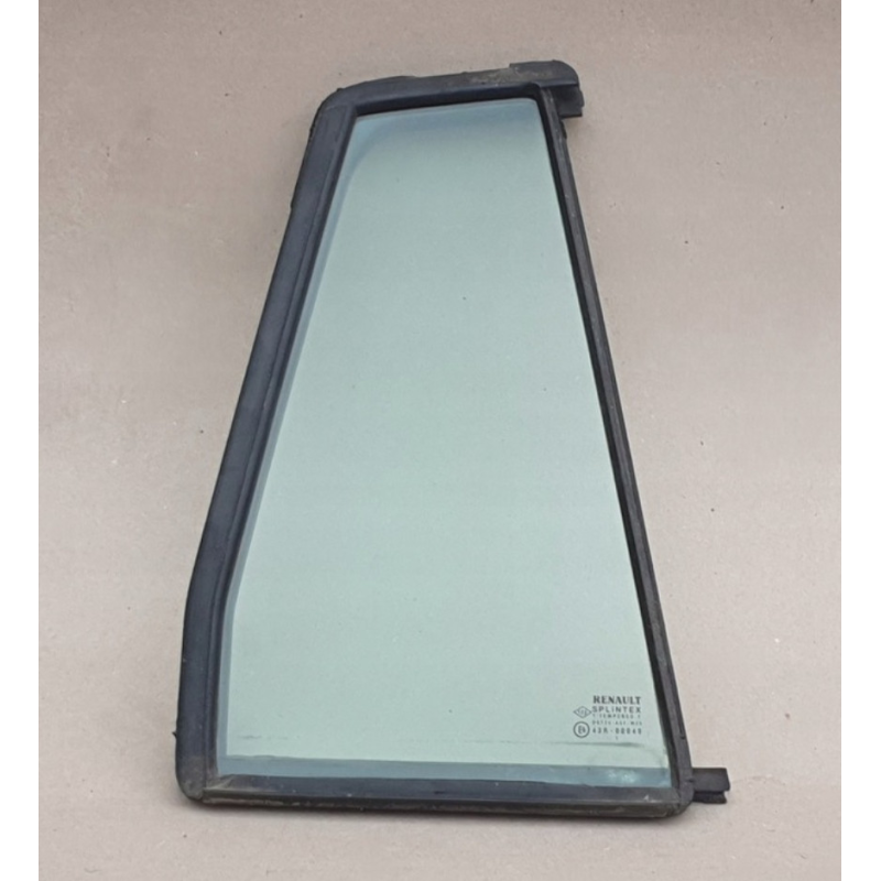 Скло заднє ліве глухе Renault Laguna 2 Скло заднє ліве глухе Renault Laguna 2