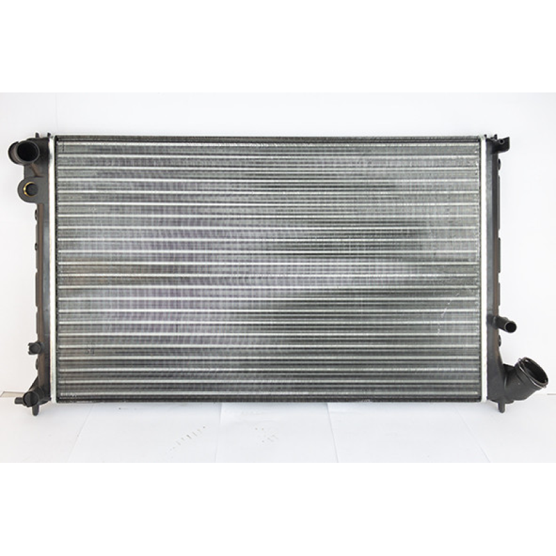 Радіатор Peugeot 406 GP 133015 Радіатор Peugeot 406 GP 133015