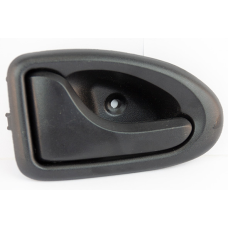 Ручка передня ліва внутрішня GP Renault Master 2 (7700830078)