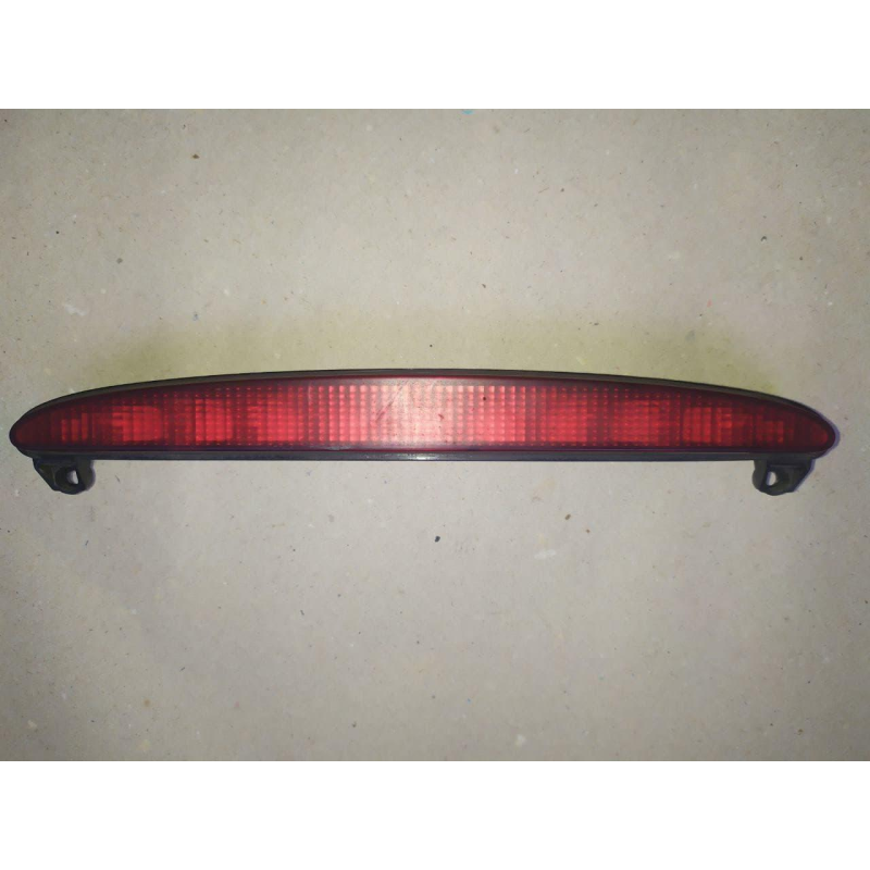 Ліхтар задній верхній (стоп) без корпусу фургон GP Iveco Daily E6 (465609999) Ліхтар задній верхній (стоп) без корпусу фургон GP Iveco Daily E6 (465609999)