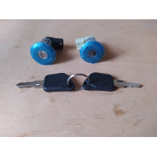 Личинки дверей Peugeot 205 309 405 106 Citroen Saxo ZX