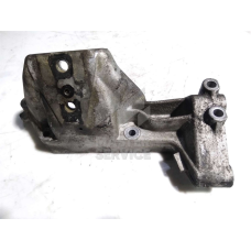 Кронштейн двигуна 2,3 (f1a) e3/4/5/6 лівий GP